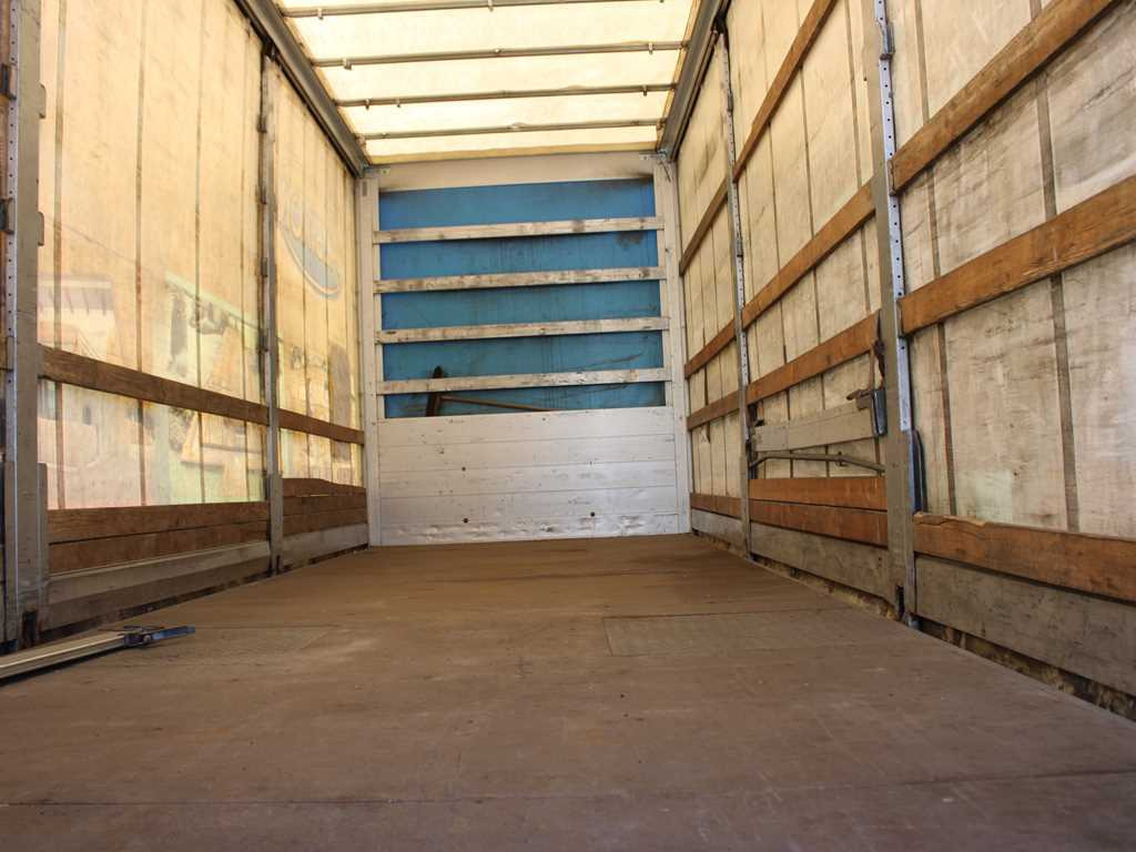 DAF LF 260, EURO 6 - Camión lona: foto 5 DAF LF 260, EURO 6 - Camión lona: foto 5