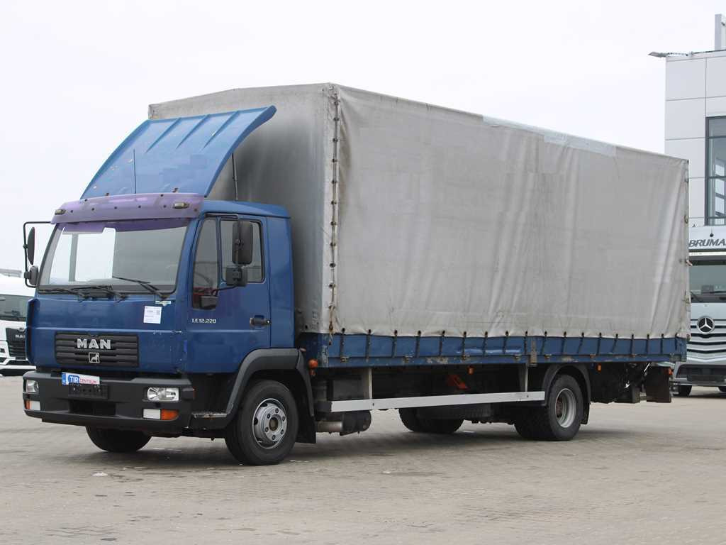 MAN LE 12.220, EURO 3, HYDRAULIC FRONT, TIRES 80% - Camión lona: foto 1 MAN LE 12.220, EURO 3, HYDRAULIC FRONT, TIRES 80% - Camión lona: foto 1