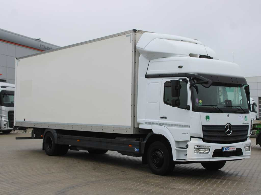 Mercedes-Benz ATEGO 1527, EURO 6, CAMERA, TIRES 80% - Camión caja cerrada: foto 3 Mercedes-Benz ATEGO 1527, EURO 6, CAMERA, TIRES 80% - Camión caja cerrada: foto 3