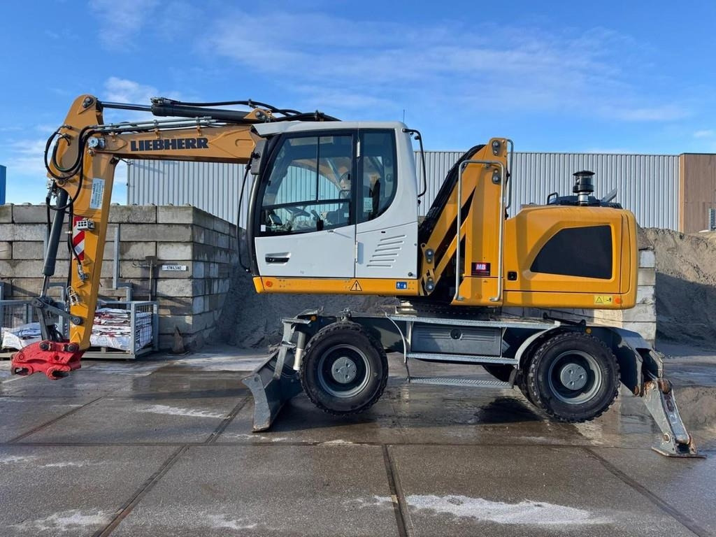 Manipulador de materiales Liebherr LH 18 M: foto 7 Manipulador de materiales Liebherr LH 18 M: foto 7