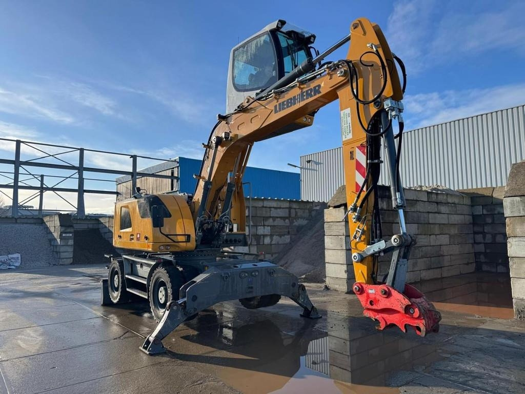 Manipulador de materiales Liebherr LH 18 M: foto 6 Manipulador de materiales Liebherr LH 18 M: foto 6