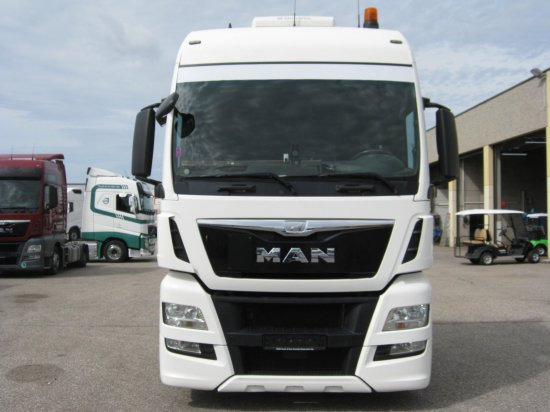 MAN TGX 18.440 XXL Low Deck, Retarder, Standklima, Euro 6, - Cabeza tractora: foto 2 MAN TGX 18.440 XXL Low Deck, Retarder, Standklima, Euro 6, - Cabeza tractora: foto 2