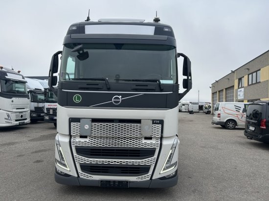 Volvo FH 460 E6, Low Deck , I Save I-Shift, Standklima - Cabeza tractora: foto 2 Volvo FH 460 E6, Low Deck , I Save I-Shift, Standklima - Cabeza tractora: foto 2