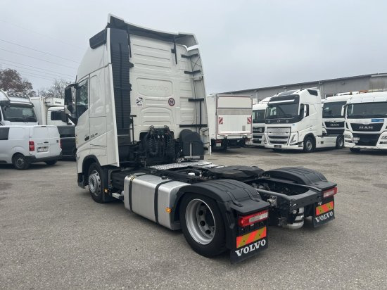 Volvo FH 500 E6, Low Deck, I-Shift, Voll-Luft, Standklima I Save - Cabeza tractora: foto 4 Volvo FH 500 E6, Low Deck, I-Shift, Voll-Luft, Standklima I Save - Cabeza tractora: foto 4