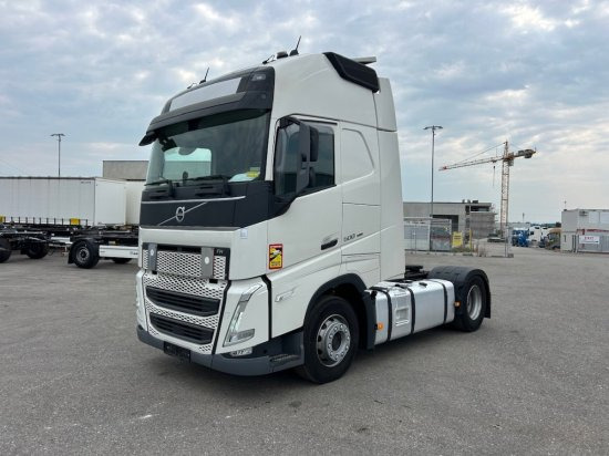 Volvo FH 500 EURO 6, I-Shift, Globetrotter, Standklima - Cabeza tractora: foto 1 Volvo FH 500 EURO 6, I-Shift, Globetrotter, Standklima - Cabeza tractora: foto 1