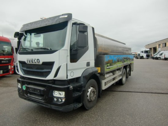 Iveco Stralis AD 260 SYS Milchtankwagen, Tankaufbau, ,Lenkachse + Liftachse, Retarder, 3 Kammern zu 5300l - Camión cisterna: foto 1 Iveco Stralis AD 260 SYS Milchtankwagen, Tankaufbau, ,Lenkachse + Liftachse, Retarder, 3 Kammern zu 5300l - Camión cisterna: foto 1