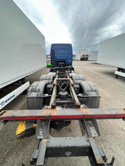 MAN TGX 26.440 XLX 6x2 Liftachse, Euro 6, Retarder, Motorschaden - Camión portacontenedore/ Intercambiable: foto 4 MAN TGX 26.440 XLX 6x2 Liftachse, Euro 6, Retarder, Motorschaden - Camión portacontenedore/ Intercambiable: foto 4