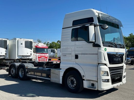 MAN TGX 26.470 XXL, 6x2, Liftachse, EURO6, Intarder, - Camión portacontenedore/ Intercambiable: foto 3 MAN TGX 26.470 XXL, 6x2, Liftachse, EURO6, Intarder, - Camión portacontenedore/ Intercambiable: foto 3