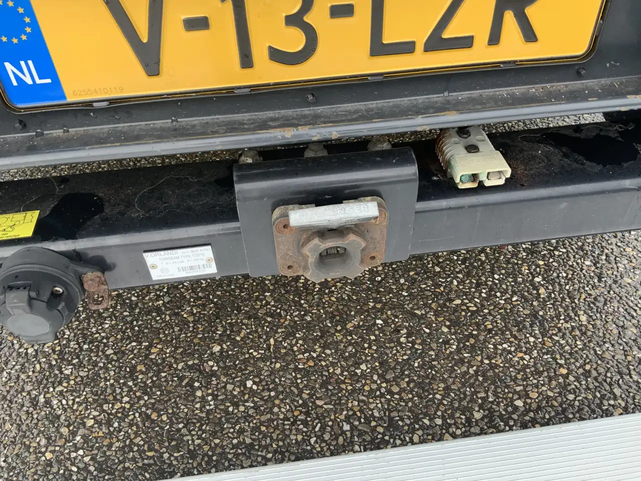 Iveco Daily 35C14 2.3 375 Pick Up & LaadLift Airco Navi Trekha - Furgoneta caja abierta: foto 5 Iveco Daily 35C14 2.3 375 Pick Up & LaadLift Airco Navi Trekha - Furgoneta caja abierta: foto 5