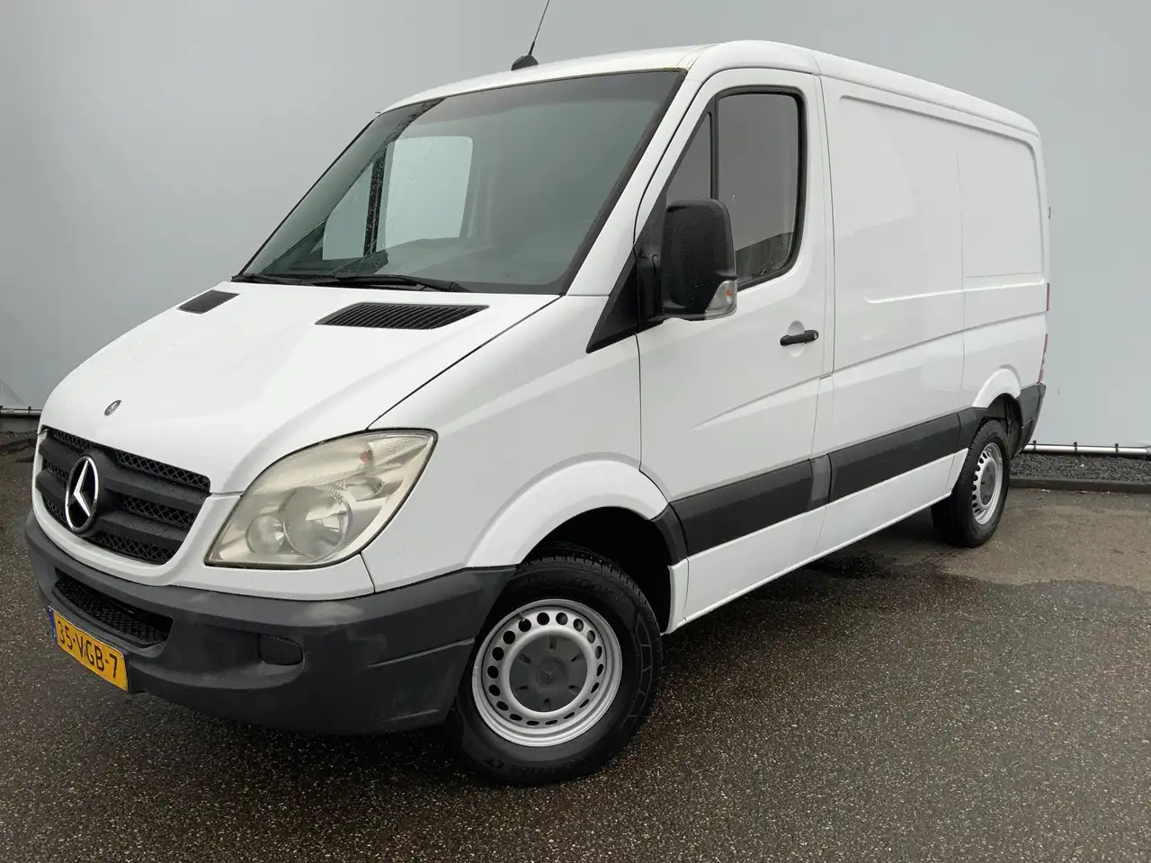 Mercedes-Benz Sprinter 209 2.2 CDI 325 L1H1 Airco Euro 4 - Furgón: foto 1 Mercedes-Benz Sprinter 209 2.2 CDI 325 L1H1 Airco Euro 4 - Furgón: foto 1