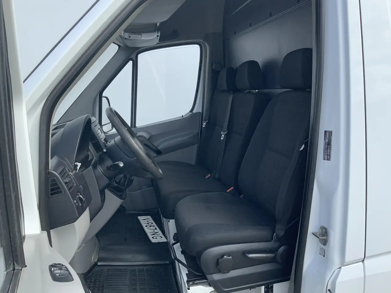 Mercedes-Benz Sprinter 313 2.2 CDI 325 L2 H2 Airco Cruise 3 Zits Trekhaak - Furgón: foto 4 Mercedes-Benz Sprinter 313 2.2 CDI 325 L2 H2 Airco Cruise 3 Zits Trekhaak - Furgón: foto 4