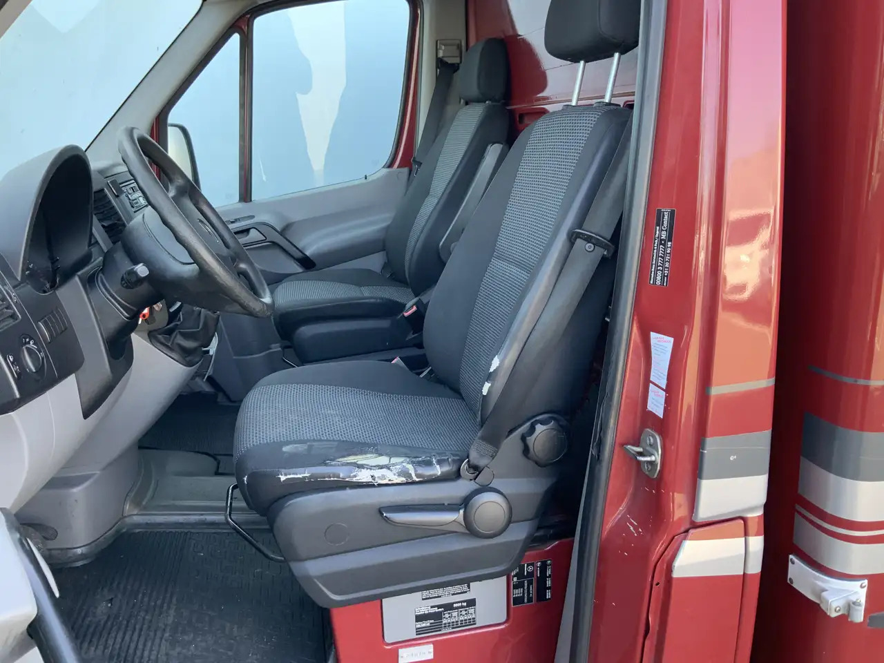 Mercedes-Benz Sprinter 313 2.2 CDI 366 Vriesauto _40gr 10 Deuren werkt 10 - Furgoneta frigorifica: foto 4 Mercedes-Benz Sprinter 313 2.2 CDI 366 Vriesauto _40gr 10 Deuren werkt 10 - Furgoneta frigorifica: foto 4