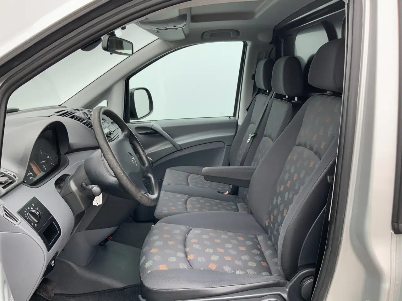Mercedes-Benz Vito 111 CDI 320 Lang HD Amigo Koel Vries Werkt 100% 3 - Furgoneta pequeña: foto 5 Mercedes-Benz Vito 111 CDI 320 Lang HD Amigo Koel Vries Werkt 100% 3 - Furgoneta pequeña: foto 5