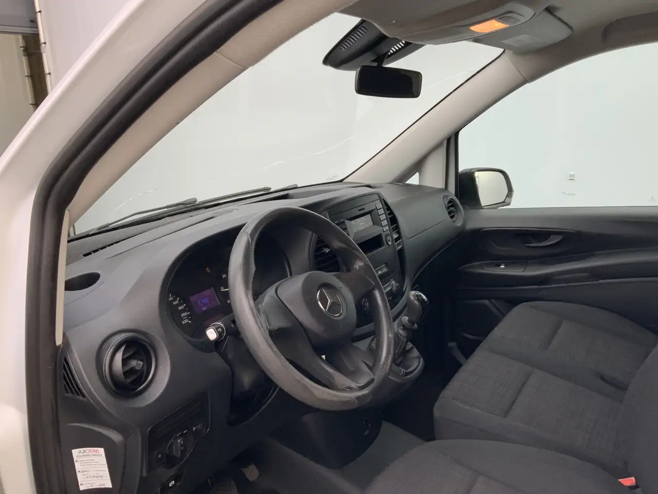 Mercedes-Benz Vito 111 CDI Functional Airco 3 Zits Side Bar Trekhaak - Furgón: foto 5 Mercedes-Benz Vito 111 CDI Functional Airco 3 Zits Side Bar Trekhaak - Furgón: foto 5