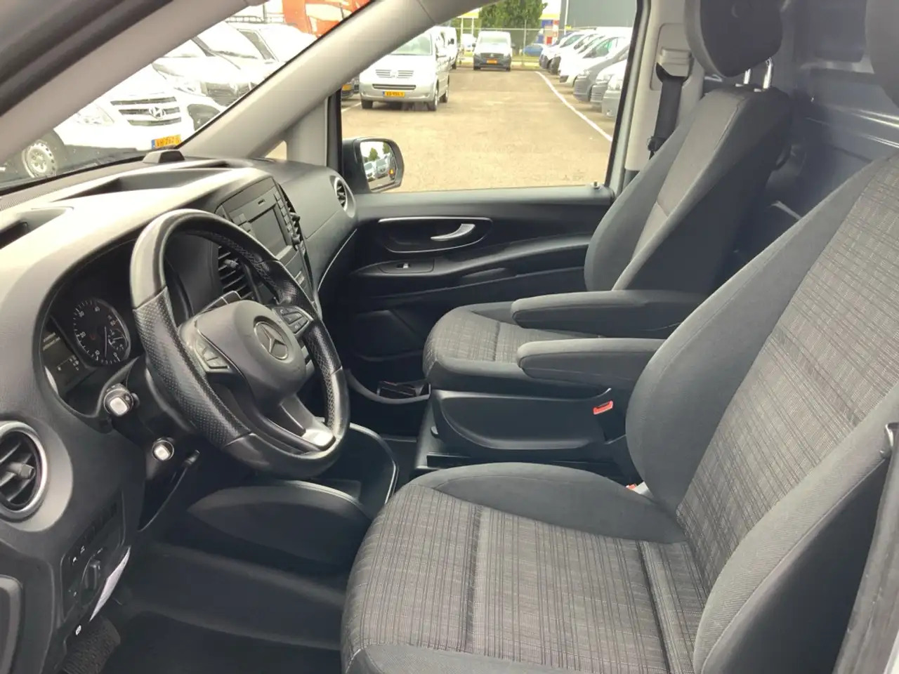 Furgón Mercedes-Benz Vito 119 CDI Lang Automaat Airco Cruise Trekhaak 2500 k: foto 9