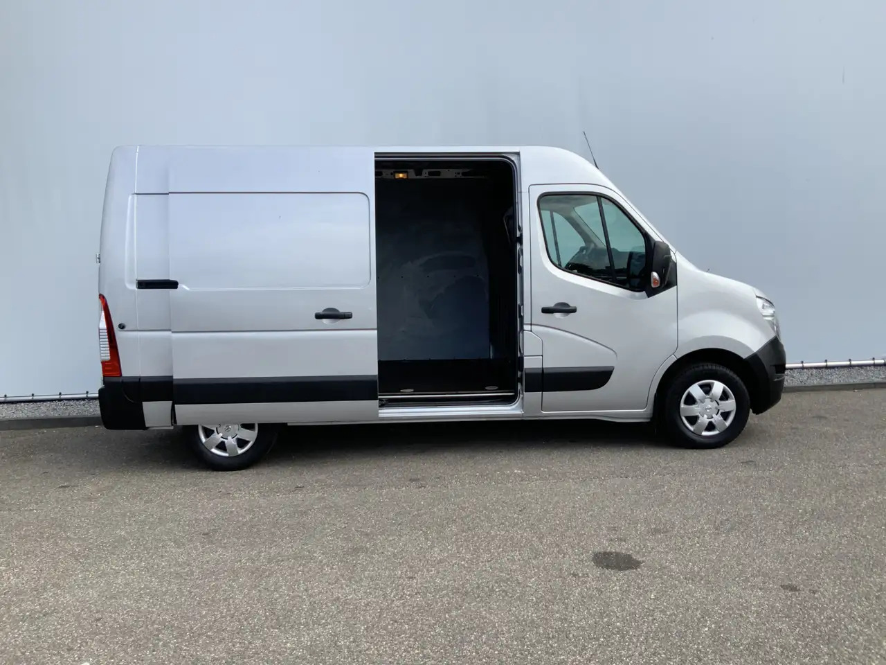 Furgón Nissan Interstar 2.3 dCi L2H2 Acenta Airco Cruise 3 Zits Camera Nav: foto 17