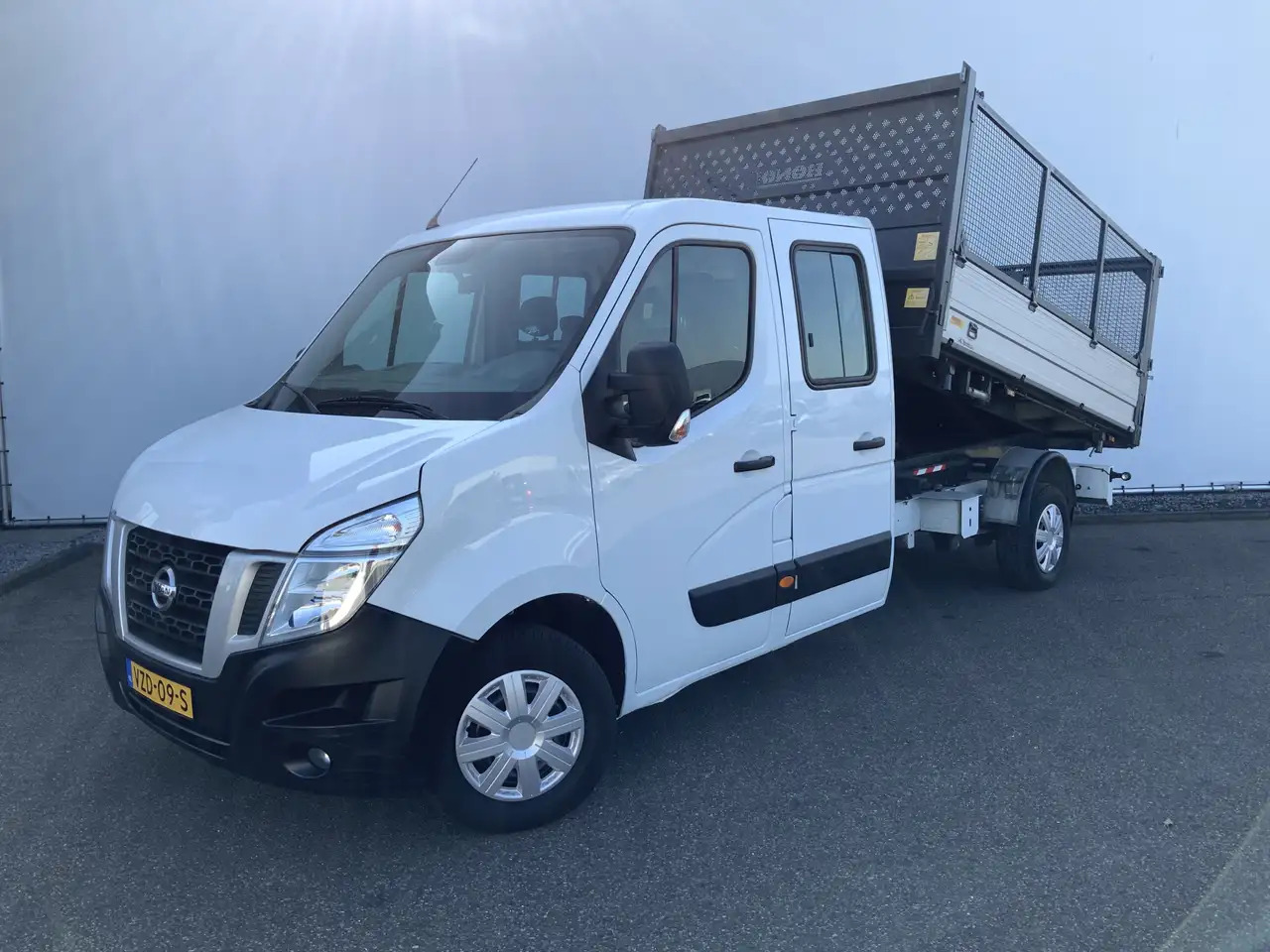 Nissan NV400 2.3 dCi L3H1 Dub Cab 3 Zijde Kipper Airco Bakmaat - Furgoneta basculante, Furgoneta combi: foto 1 Nissan NV400 2.3 dCi L3H1 Dub Cab 3 Zijde Kipper Airco Bakmaat - Furgoneta basculante, Furgoneta combi: foto 1
