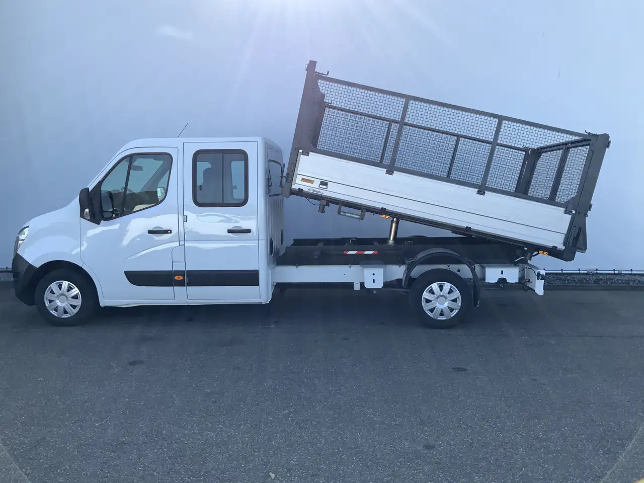 Nissan NV400 2.3 dCi L3H1 Dub Cab 3 Zijde Kipper Airco Bakmaat - Furgoneta basculante, Furgoneta combi: foto 3 Nissan NV400 2.3 dCi L3H1 Dub Cab 3 Zijde Kipper Airco Bakmaat - Furgoneta basculante, Furgoneta combi: foto 3
