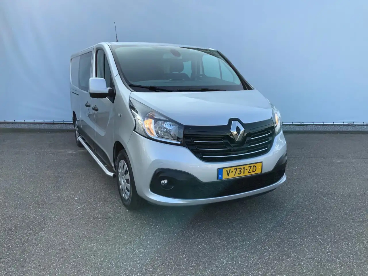 Renault Trafic 1.6 dCi T29 L2H1 Dub Cab Airco Camera Navi Trekhaa - Furgoneta combi: foto 3 Renault Trafic 1.6 dCi T29 L2H1 Dub Cab Airco Camera Navi Trekhaa - Furgoneta combi: foto 3