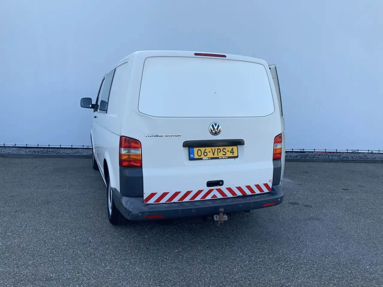 Volkswagen T5 Transporter 2.5 TDI 300 Budgetline Automaat DubCab Airco Trekh - Furgoneta combi: foto 2 Volkswagen T5 Transporter 2.5 TDI 300 Budgetline Automaat DubCab Airco Trekh - Furgoneta combi: foto 2