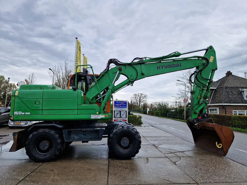 Hyundai Robex 160W-9A met 6-cilinder Cummins motor - Excavadora de ruedas: foto 2 Hyundai Robex 160W-9A met 6-cilinder Cummins motor - Excavadora de ruedas: foto 2