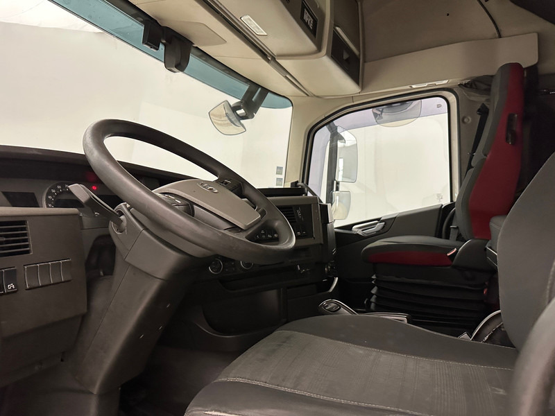 Cabeza tractora Volvo FH 460 Globetrotter - ADR: foto 10