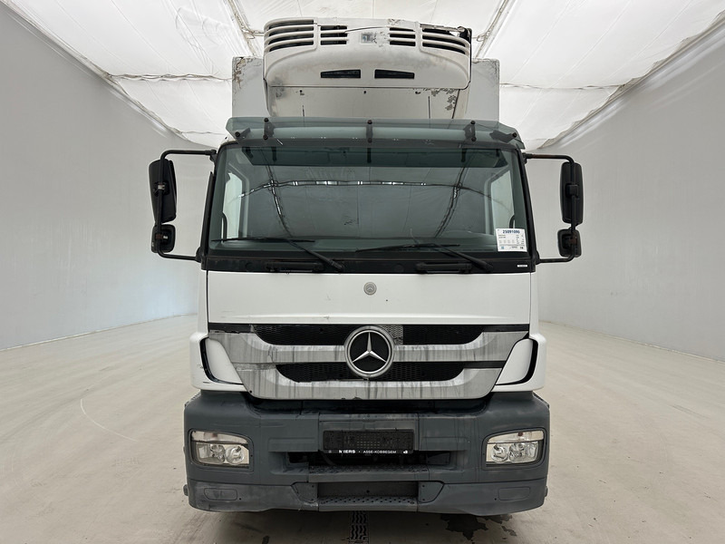 Mercedes-Benz Axor 1824 - Camión frigorífico: foto 2 Mercedes-Benz Axor 1824 - Camión frigorífico: foto 2