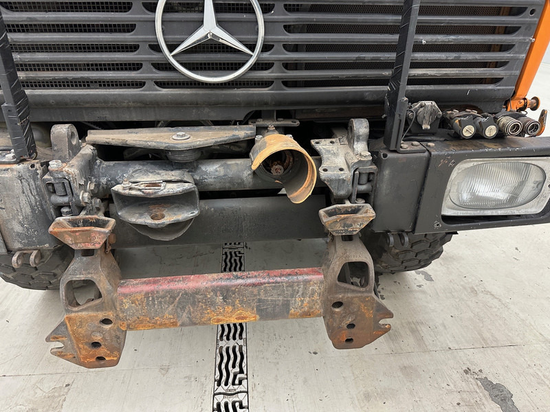 Mercedes-Benz Unimog U427 - Camión volquete: foto 3 Mercedes-Benz Unimog U427 - Camión volquete: foto 3