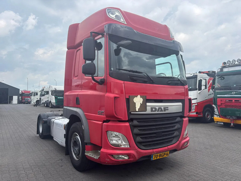 DAF CF 460 Spacecab Euro 6 - Cabeza tractora: foto 2 DAF CF 460 Spacecab Euro 6 - Cabeza tractora: foto 2