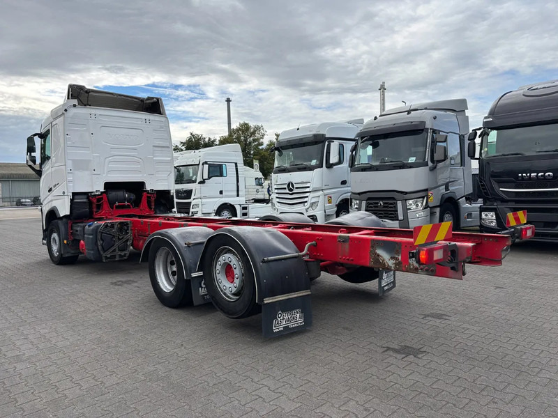Volvo FH 500 6X2 Euro 6 - Camión chasis: foto 3 Volvo FH 500 6X2 Euro 6 - Camión chasis: foto 3