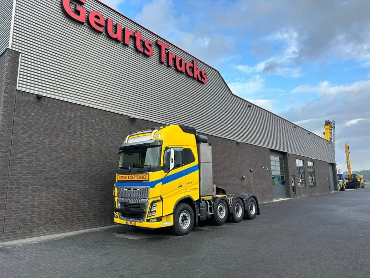 Volvo FH 16.750 8X4 HEAVY DUTY TRACTOR/SZM/TREKKER - Cabeza tractora: foto 2 Volvo FH 16.750 8X4 HEAVY DUTY TRACTOR/SZM/TREKKER - Cabeza tractora: foto 2