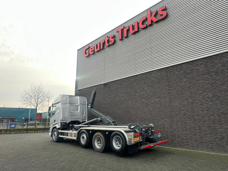 DAF XF 530 8X2 TRIPLE VDL S-30-6700 HAAKARMSYSTEEM/ABROLLKIPPER/HOOKLIFT/NIEUW/NEW - Camión multibasculante: foto 3 DAF XF 530 8X2 TRIPLE VDL S-30-6700 HAAKARMSYSTEEM/ABROLLKIPPER/HOOKLIFT/NIEUW/NEW - Camión multibasculante: foto 3