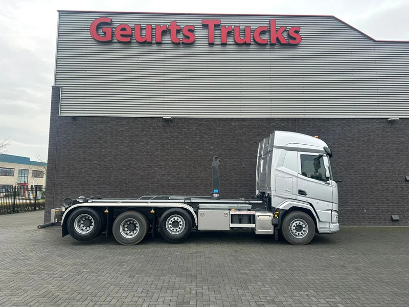 DAF XF 530 8X2 TRIPLE VDL S-30-6700 HAAKARMSYSTEEM/ABROLLKIPPER/HOOKLIFT/NIEUW/NEW - Camión multibasculante: foto 4 DAF XF 530 8X2 TRIPLE VDL S-30-6700 HAAKARMSYSTEEM/ABROLLKIPPER/HOOKLIFT/NIEUW/NEW - Camión multibasculante: foto 4