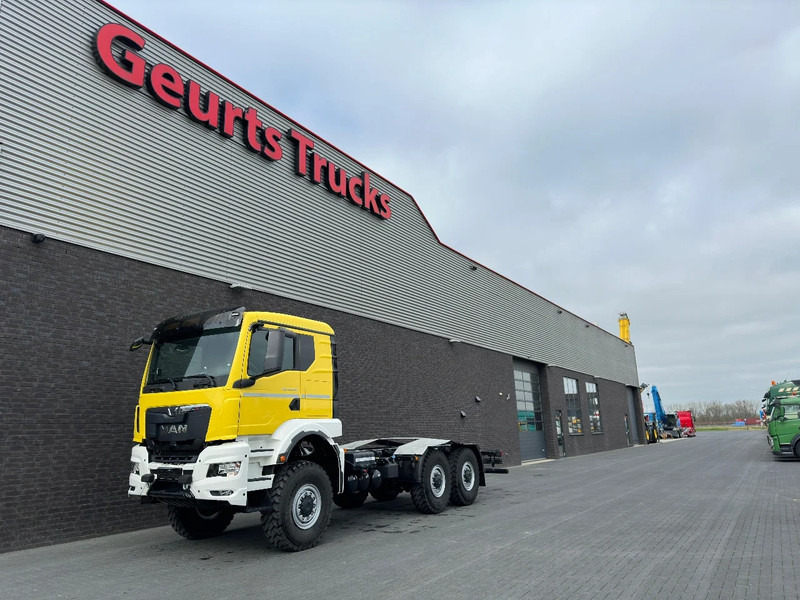 MAN TGS 33.540 6X6 BB CH HEAVY DUTY CHASSIS CABINE/NIEUW/NEUE/NEW - Camión chasis: foto 2 MAN TGS 33.540 6X6 BB CH HEAVY DUTY CHASSIS CABINE/NIEUW/NEUE/NEW - Camión chasis: foto 2