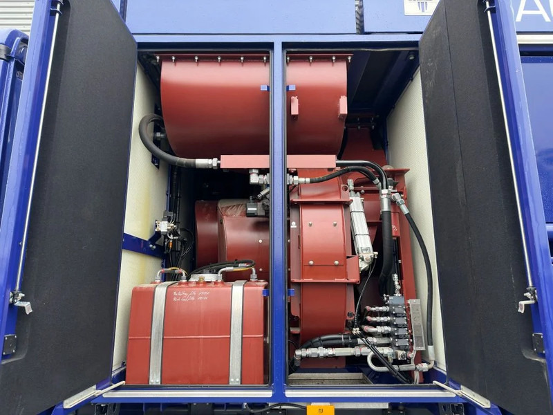 Leasing de Mercedes-Benz Arocs 3251 8X4 RSP ESE 6 RD 8000 SAUGBAGGER/SUCTIONEXCAVATOR/GRONDZUIGER Mercedes-Benz Arocs 3251 8X4 RSP ESE 6 RD 8000 SAUGBAGGER/SUCTIONEXCAVATOR/GRONDZUIGER: foto 17 Leasing de Mercedes-Benz Arocs 3251 8X4 RSP ESE 6 RD 8000 SAUGBAGGER/SUCTIONEXCAVATOR/GRONDZUIGER Mercedes-Benz Arocs 3251 8X4 RSP ESE 6 RD 8000 SAUGBAGGER/SUCTIONEXCAVATOR/GRONDZUIGER: foto 17