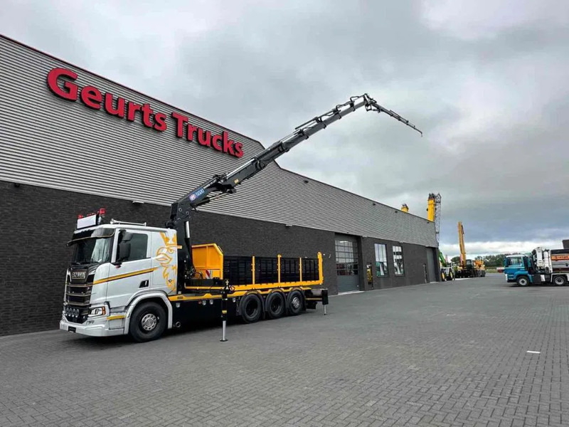 Scania R530 V8 NGS 8X4 TRIDEM MET HYVA 2Z KIPPER + HMF 5020-K6 + JIB FJ1000-K5 KRAAN/KRAN/CRANE/GRUA - Camión volquete, Camión grúa: foto 3 Scania R530 V8 NGS 8X4 TRIDEM MET HYVA 2Z KIPPER + HMF 5020-K6 + JIB FJ1000-K5 KRAAN/KRAN/CRANE/GRUA - Camión volquete, Camión grúa: foto 3