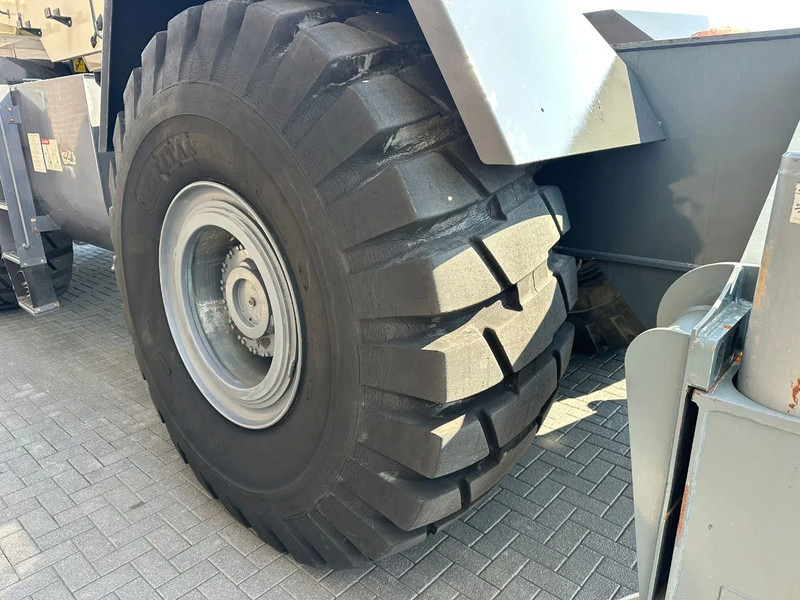 Grúa para terrenos difíciles Terex RT130 ROUGH TERRAIN CRANE + JIB: foto 14 Grúa para terrenos difíciles Terex RT130 ROUGH TERRAIN CRANE + JIB: foto 14