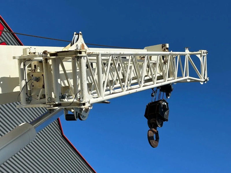 Grúa para terrenos difíciles Terex RT130 ROUGH TERRAIN CRANE + JIB: foto 10 Grúa para terrenos difíciles Terex RT130 ROUGH TERRAIN CRANE + JIB: foto 10