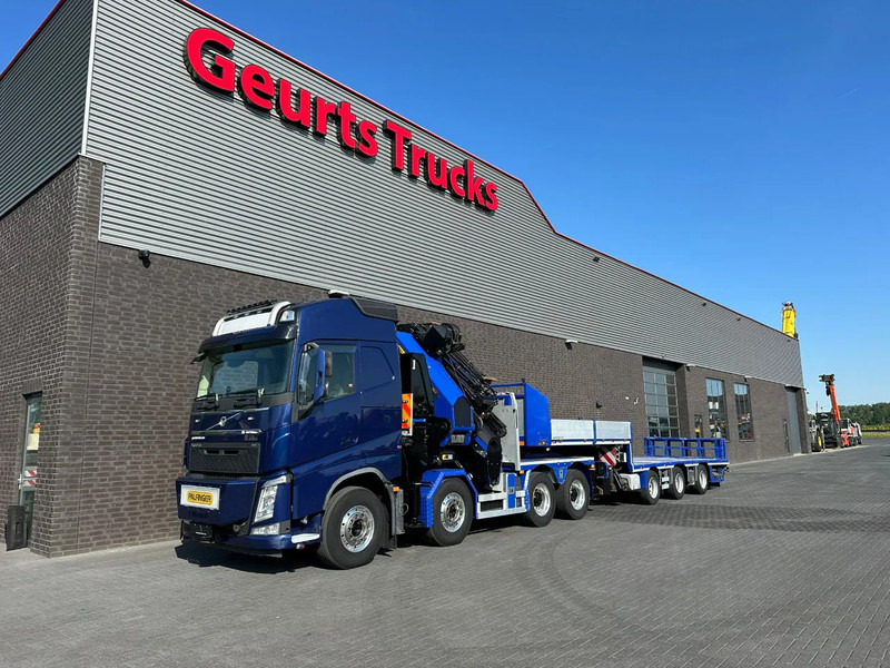 Volvo FH 540 8X4 TREKKER / BAKWAGEN MET PALFINGER PK135.002 TEC7 + JIB PJ190 KRAAN / KRAN / CRANE / GRUA + EMTECH NNR48 3-ASSIGE SEMI- - Camión grúa: foto 2 Volvo FH 540 8X4 TREKKER / BAKWAGEN MET PALFINGER PK135.002 TEC7 + JIB PJ190 KRAAN / KRAN / CRANE / GRUA + EMTECH NNR48 3-ASSIGE SEMI- - Camión grúa: foto 2