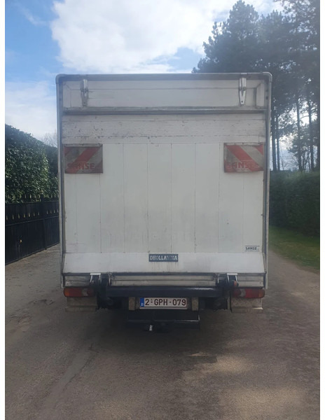 Nissan Cabstar TL3513 - Furgoneta caja cerrada: foto 5 Nissan Cabstar TL3513 - Furgoneta caja cerrada: foto 5