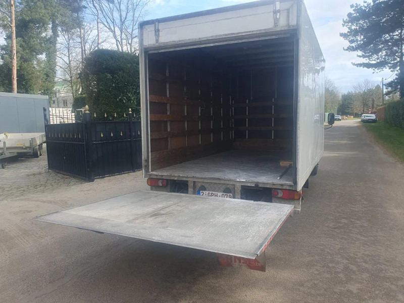 Nissan Cabstar TL3513 - Furgoneta caja cerrada: foto 4 Nissan Cabstar TL3513 - Furgoneta caja cerrada: foto 4