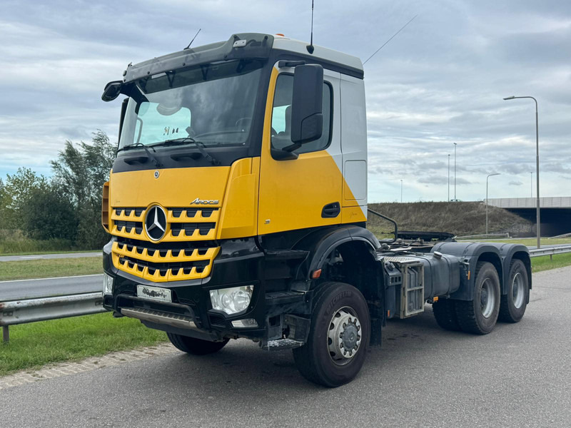 MERCEDESBENZ AROCS 3345 - Cabeza tractora: foto 1 MERCEDESBENZ AROCS 3345 - Cabeza tractora: foto 1