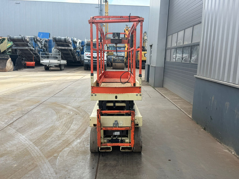 JLG JLG 2033 Schaarhoogwerker - Plataforma de tijeras: foto 4 JLG JLG 2033 Schaarhoogwerker - Plataforma de tijeras: foto 4