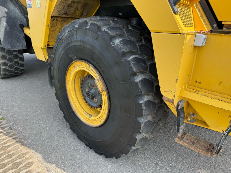 Dúmper articulado Komatsu HM300-2: foto 17