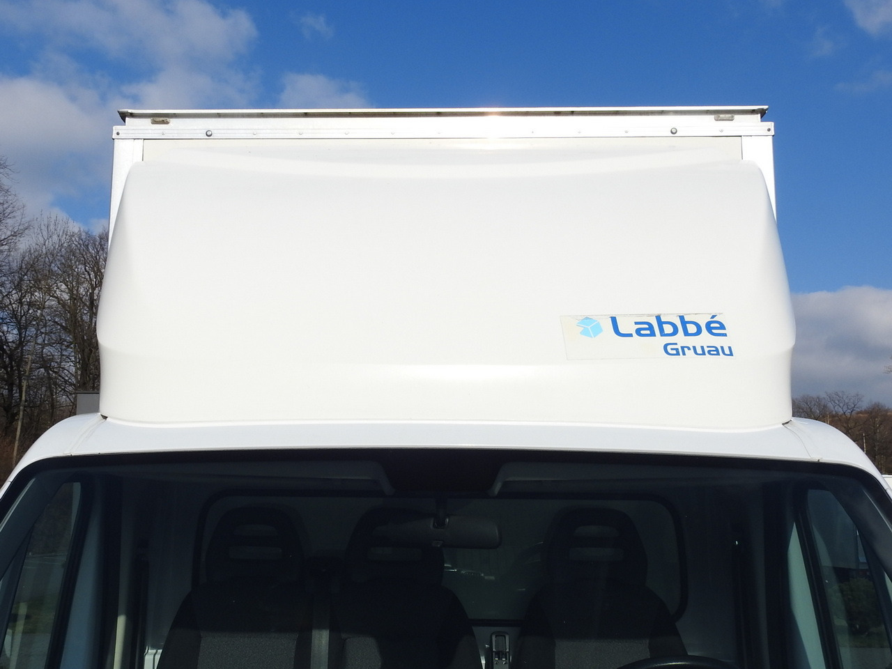 Furgoneta caja cerrada FIAT DUCATO  BOX LIFT 8 PALLETS CRUISE CONTROL NAVIGATION LED LIGHTS AIR CONDITIONING  130HP: foto 14