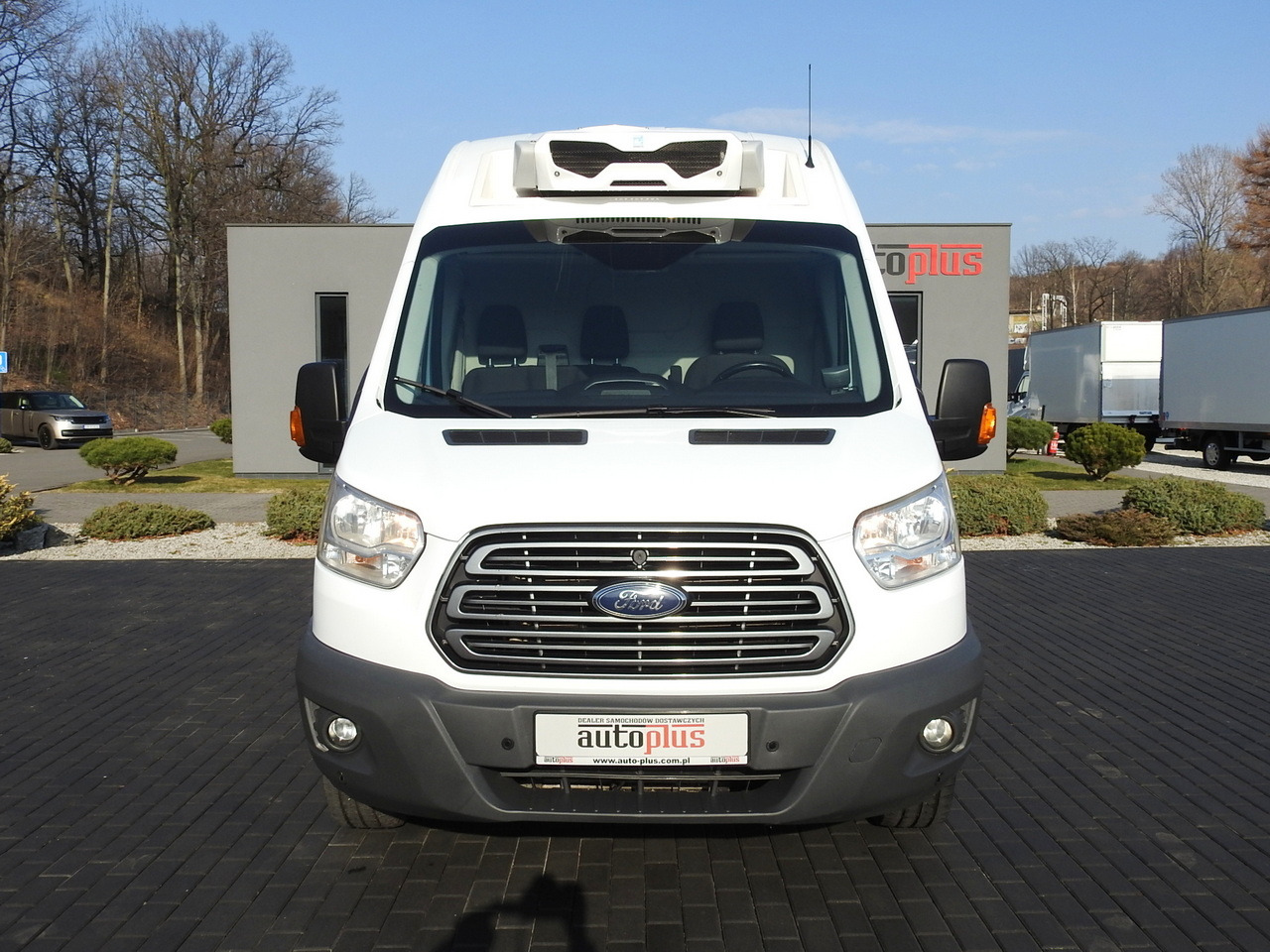 FORD TRANSIT REFRIGERATOR VAN 0°C HEATING FUNCTION CRUISE CONTROL LED LIGHTS AIR CONDITIONING 130HP - Furgoneta frigorifica: foto 5 FORD TRANSIT REFRIGERATOR VAN 0°C HEATING FUNCTION CRUISE CONTROL LED LIGHTS AIR CONDITIONING 130HP - Furgoneta frigorifica: foto 5
