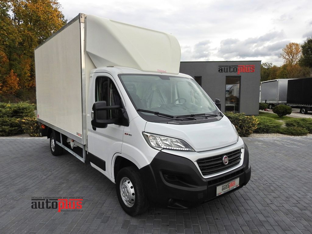 Fiat DUCATO KOFFER AUFZUG 8 PAL. TEMPOMAT NAVIGATON - Furgoneta caja cerrada: foto 1 Fiat DUCATO KOFFER AUFZUG 8 PAL. TEMPOMAT NAVIGATON - Furgoneta caja cerrada: foto 1