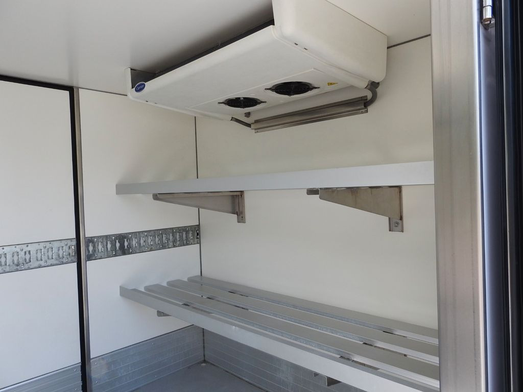 Furgoneta frigorifica Ford TRANSIT KÜHLKOFFER 0*C STROMVERSORGUNG 230V  A/C: foto 20