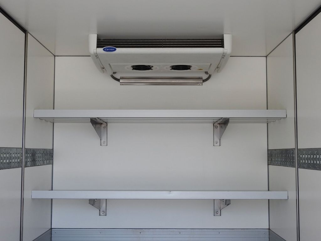Furgoneta frigorifica Ford TRANSIT KÜHLKOFFER 0*C STROMVERSORGUNG 230V  A/C: foto 21