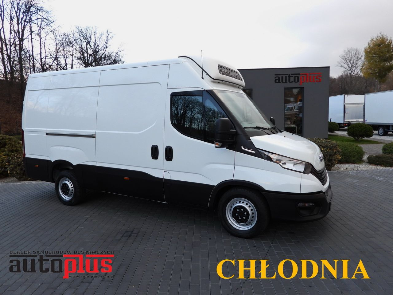 IVECO DAILY 35S14 REFRIGERATOR VAN 0*C POWER SUPPLY 230V NAVIGATION AUTOMATIC TRANSMISSION AIR CONDITIONING 140HP - Furgoneta frigorifica: foto 1 IVECO DAILY 35S14 REFRIGERATOR VAN 0*C POWER SUPPLY 230V NAVIGATION AUTOMATIC TRANSMISSION AIR CONDITIONING 140HP - Furgoneta frigorifica: foto 1